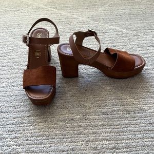 Seychelles MANILA SANDAL clog. Size 8